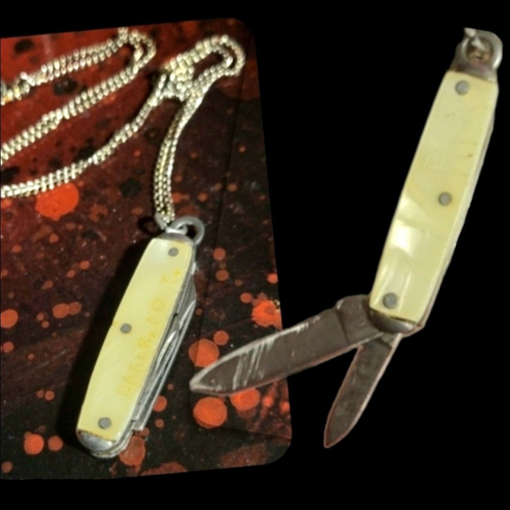 Self defense jewelry vtg 30s mother of pearl silver dbl blade usa knife necklace